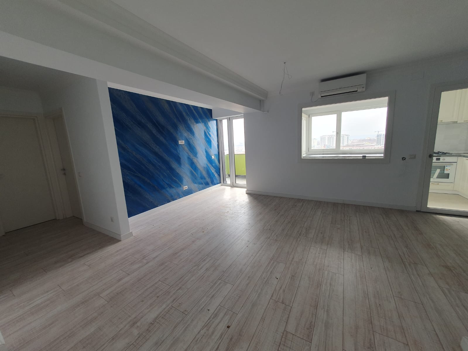 Apartament 32 D